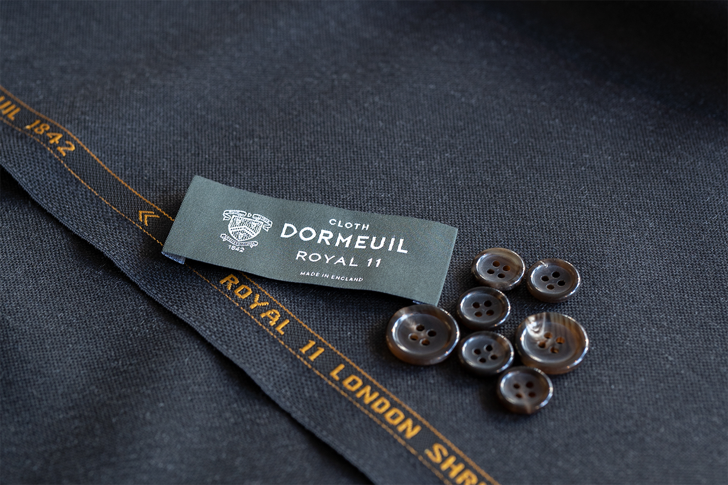 DORMEUIL | MADE IN ENGLAND